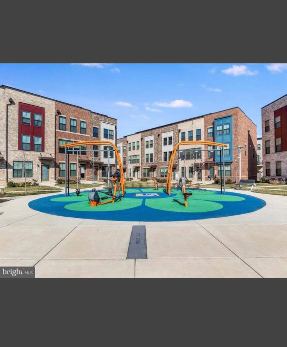 Townhouse for rent at 2821 Evansgreen, Suitland, MD 20746
