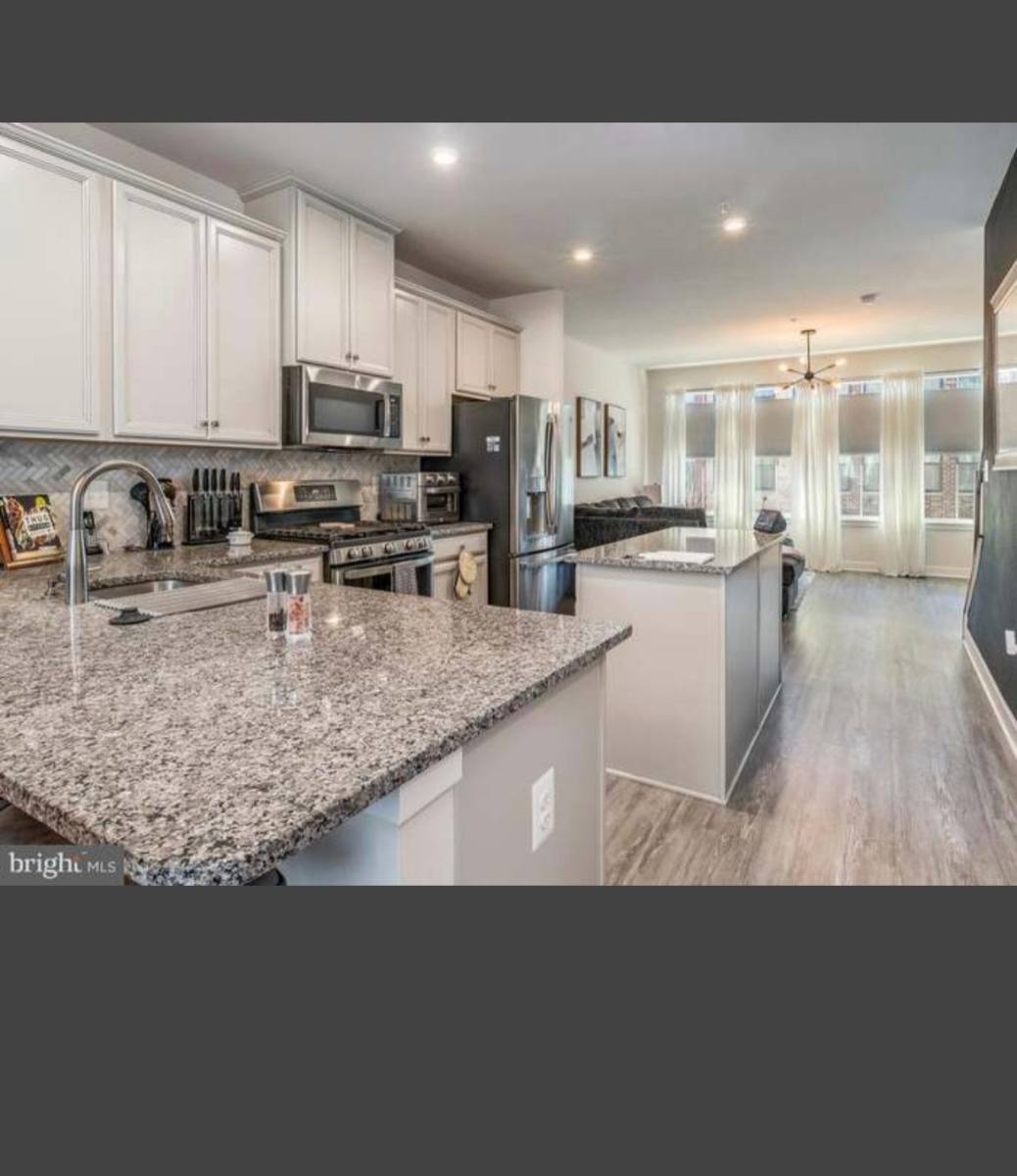 Townhouse for rent at 2821 Evansgreen, Suitland, MD 20746
