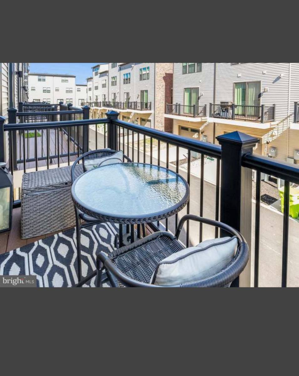 Townhouse for rent at 2821 Evansgreen, Suitland, MD 20746