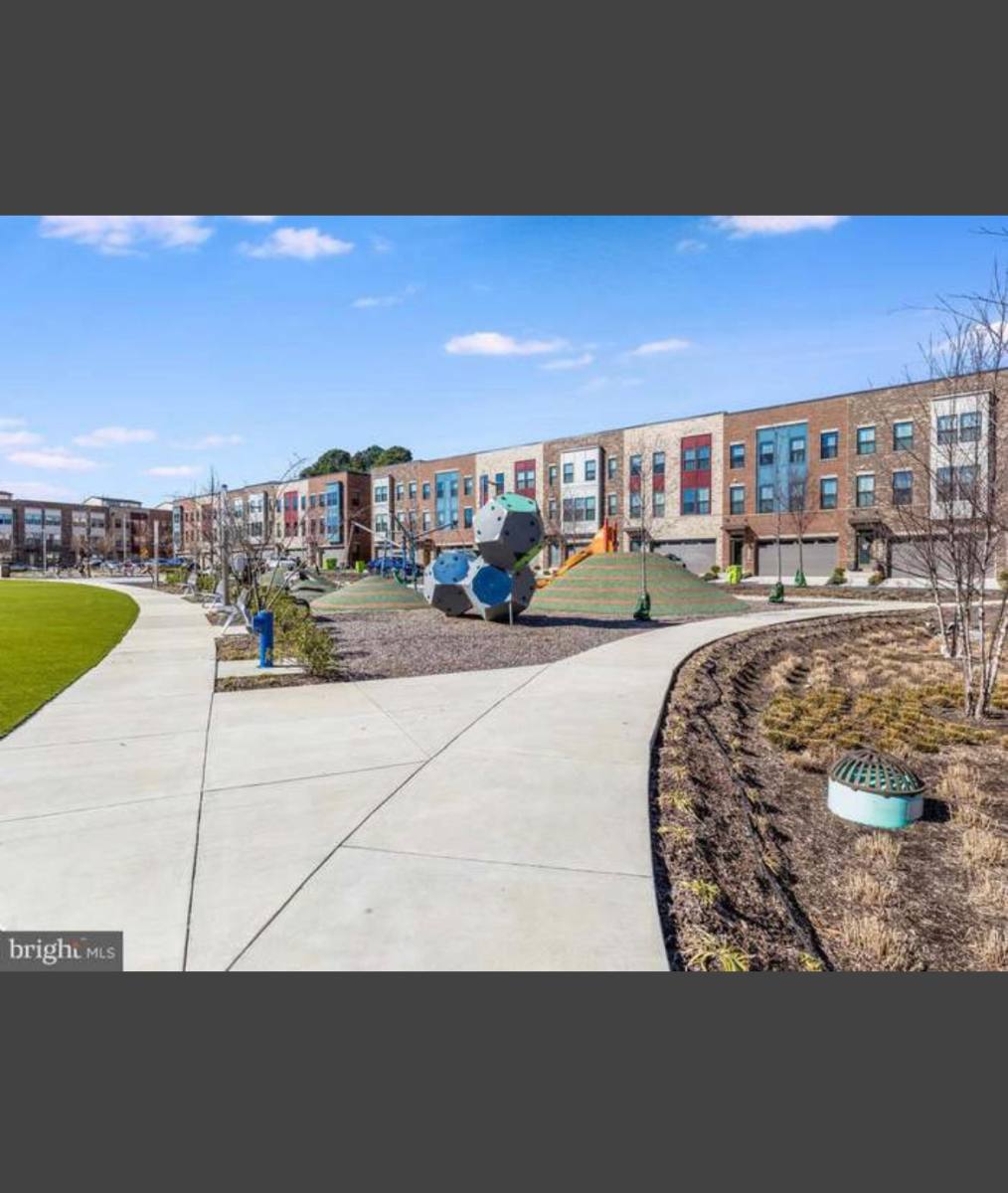 Townhouse for rent at 2821 Evansgreen, Suitland, MD 20746