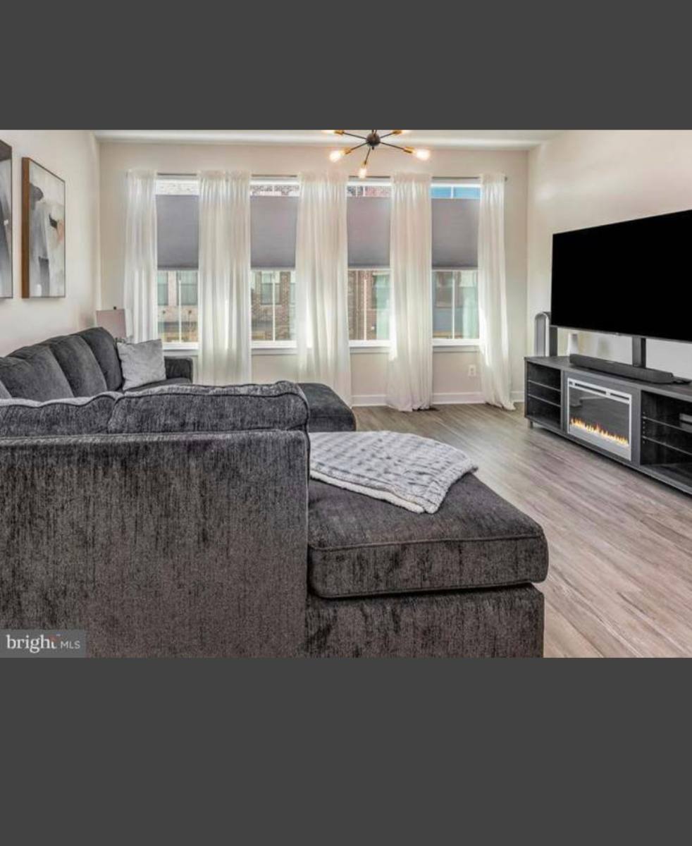 Townhouse for rent at 2821 Evansgreen, Suitland, MD 20746
