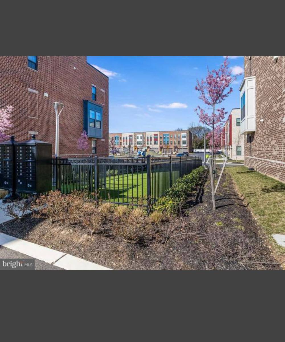 Townhouse for rent at 2821 Evansgreen, Suitland, MD 20746