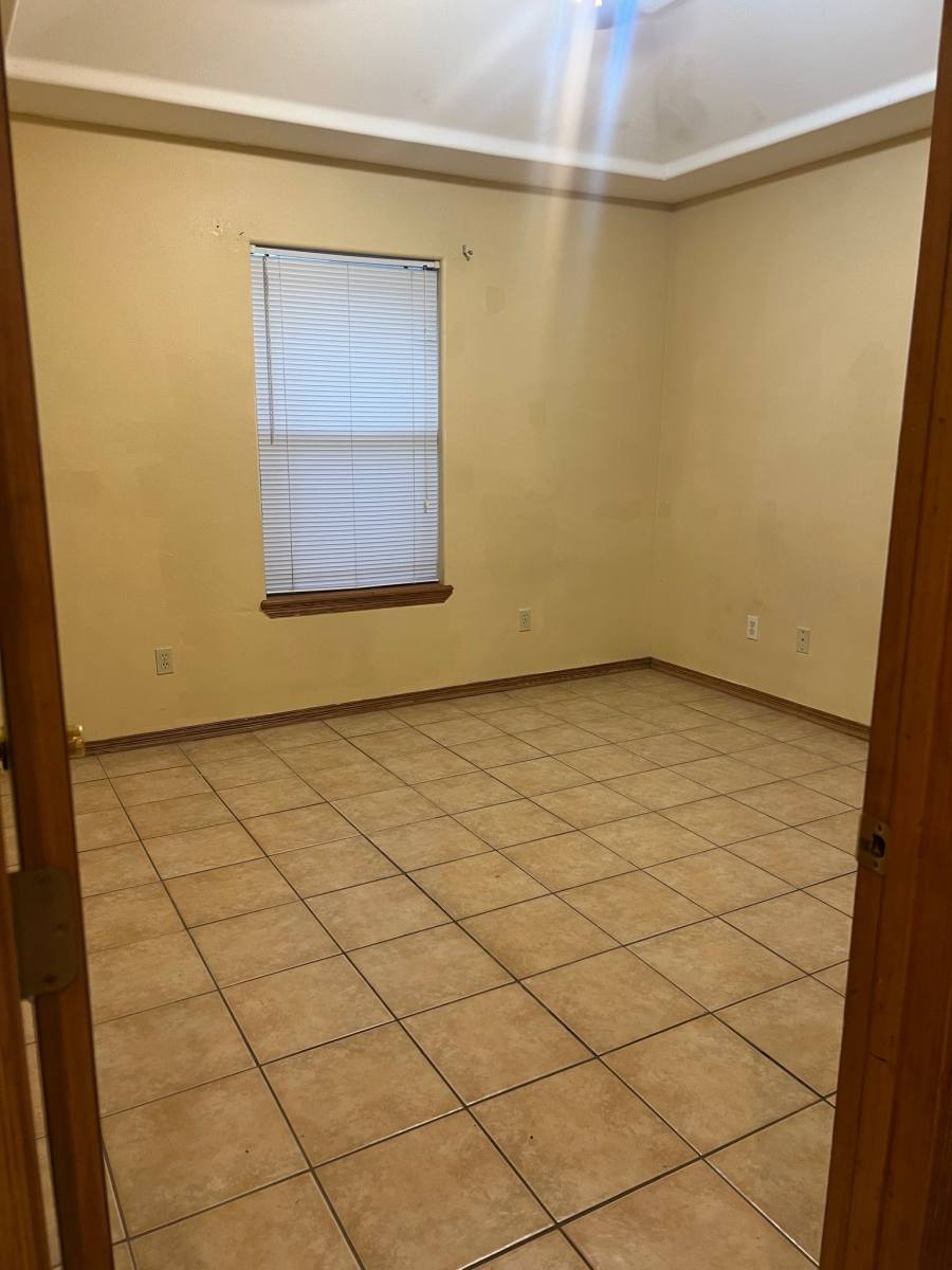 Apartment for rent at 618 San Antonio Ave #1, Mission, TX 78572