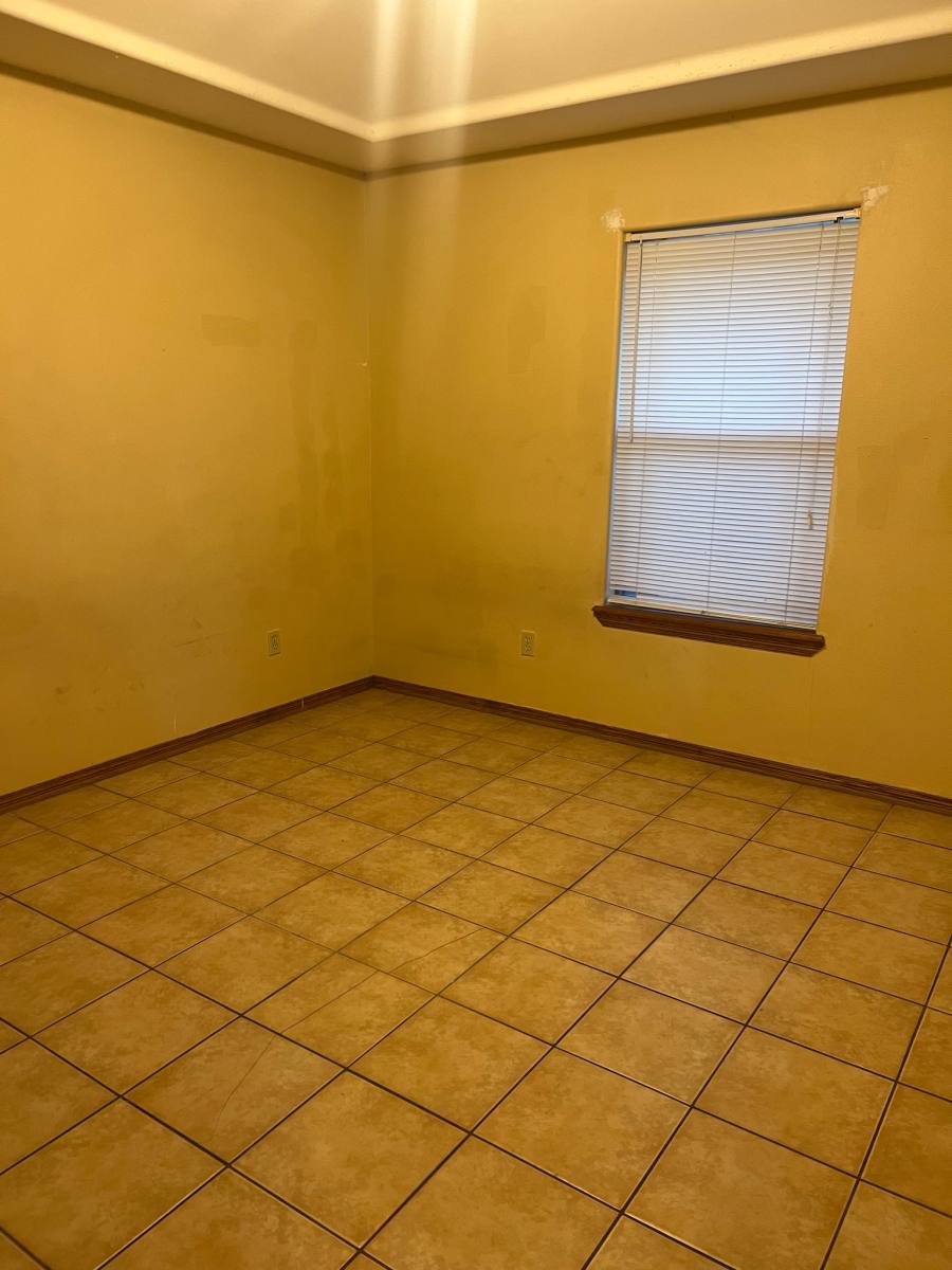 Apartment for rent at 618 San Antonio Ave #1, Mission, TX 78572
