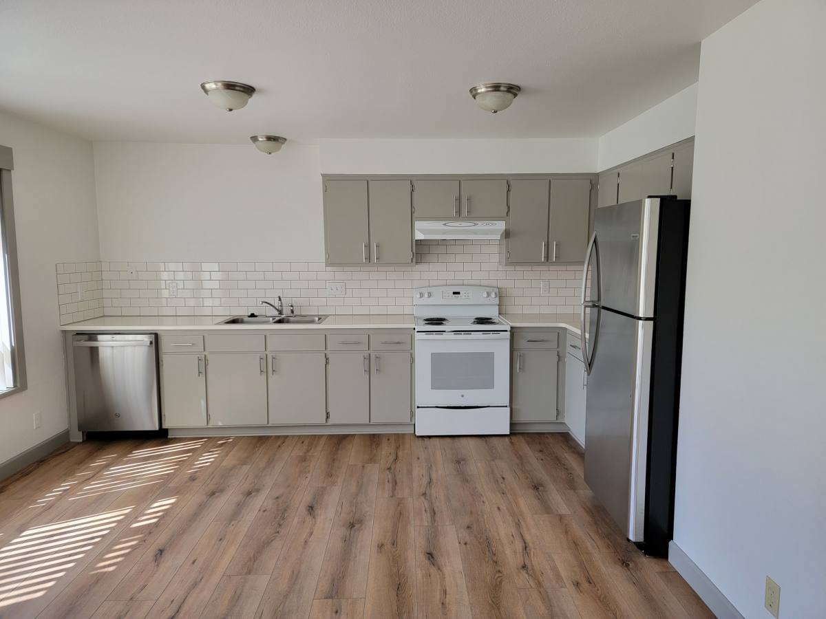 House for rent at 2044 Assumption St, Eugene, OR 97402