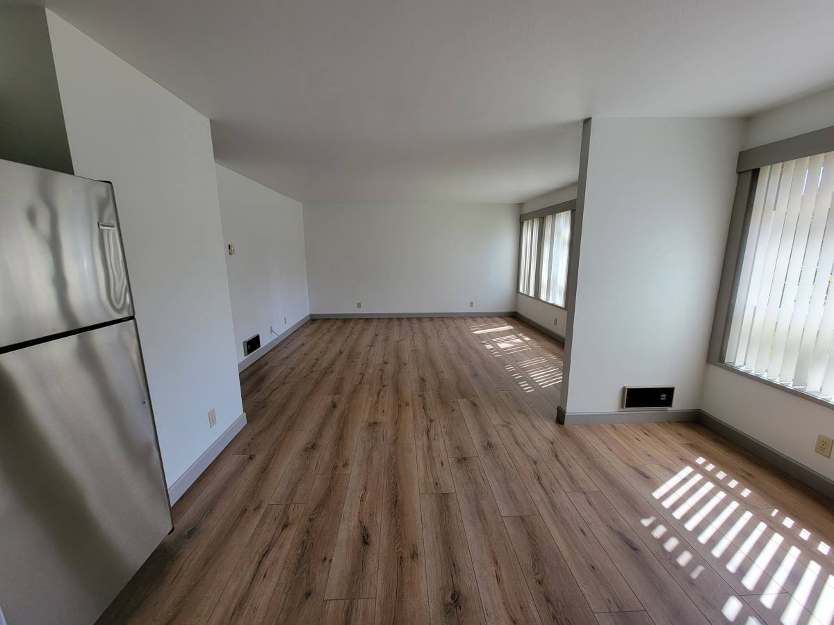 House for rent at 2044 Assumption St, Eugene, OR 97402