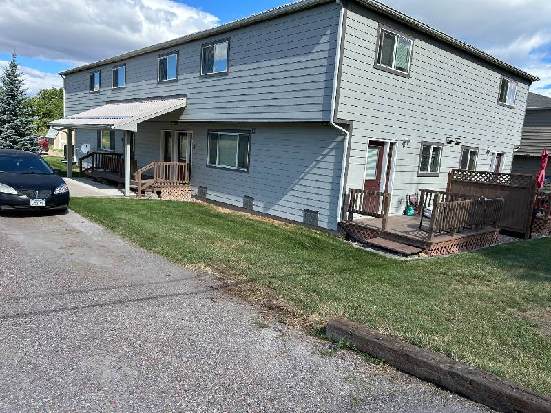 Townhouse for rent at 1304 5th St E #8, Polson, MT 59860
