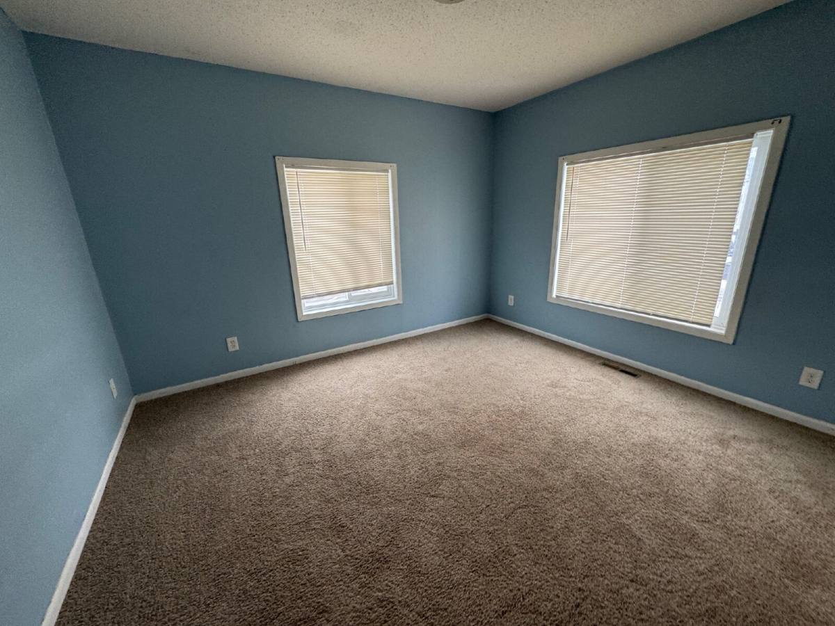 Townhouse for rent at 1518 Park Ave, Minneapolis, MN 55404