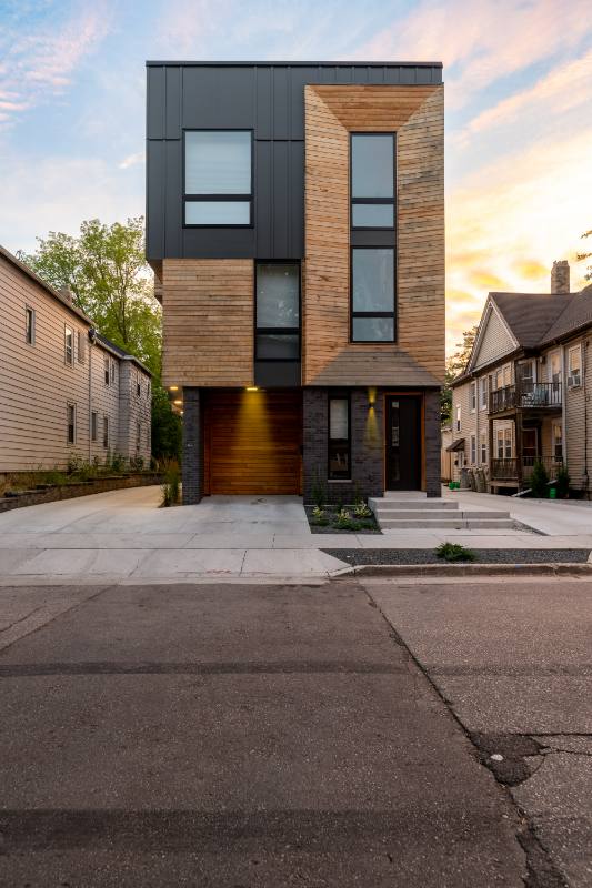 Townhouse for rent at 1817 N Arlington Place, Milwaukee, WI 53202