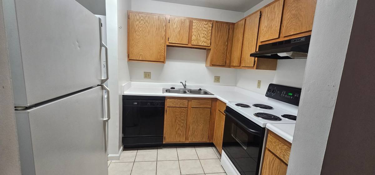 Apartment for rent at 258 E Plane St #9, Bethel, OH 45106