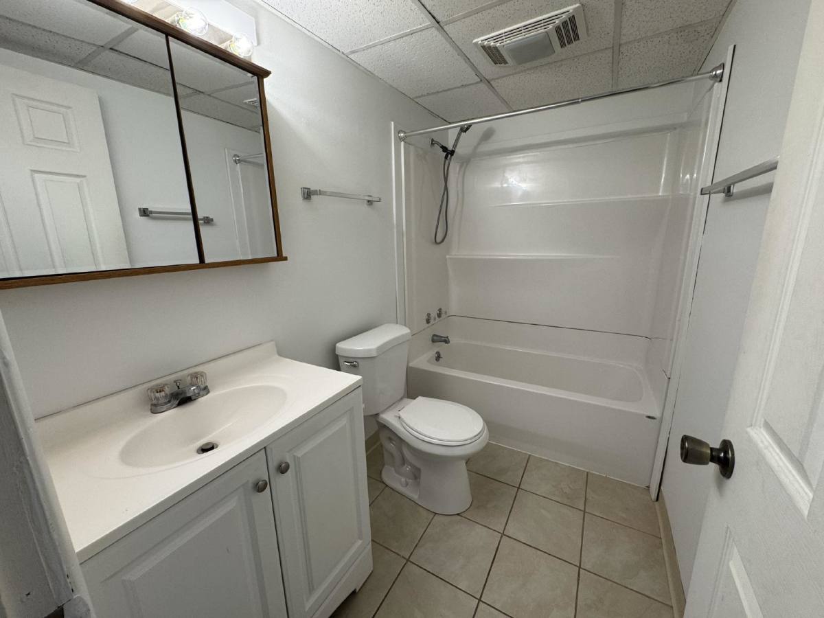 Apartment for rent at 2404 Marquette Rd #2, Peru, IL 61354