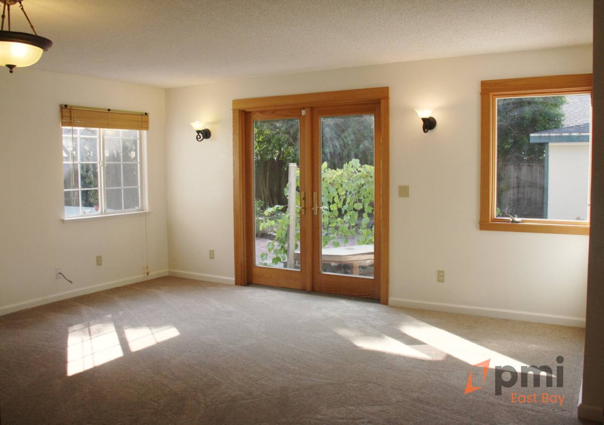 House for rent at 2307 Collins Ave, Pinole, CA 94564