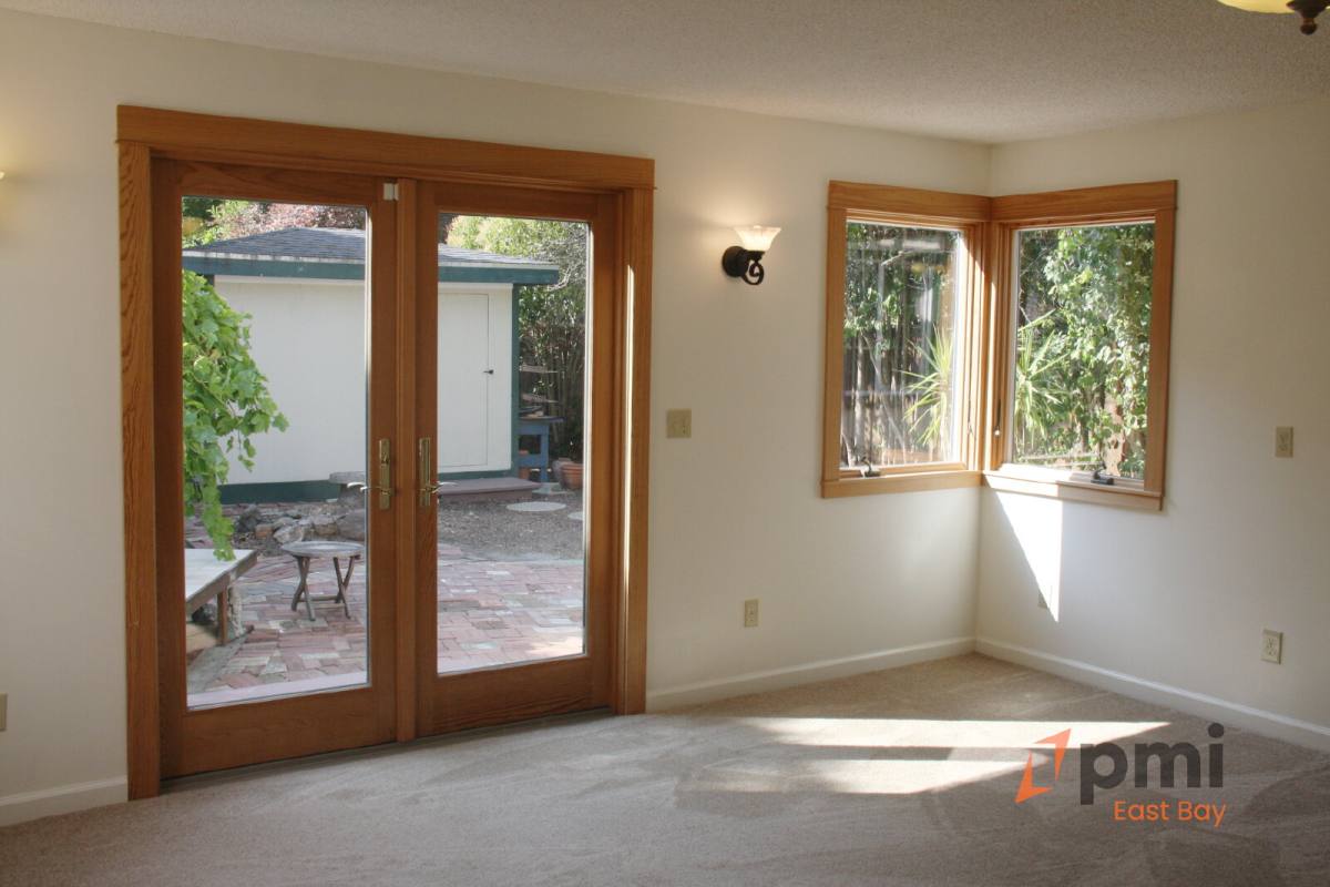 House for rent at 2307 Collins Ave, Pinole, CA 94564