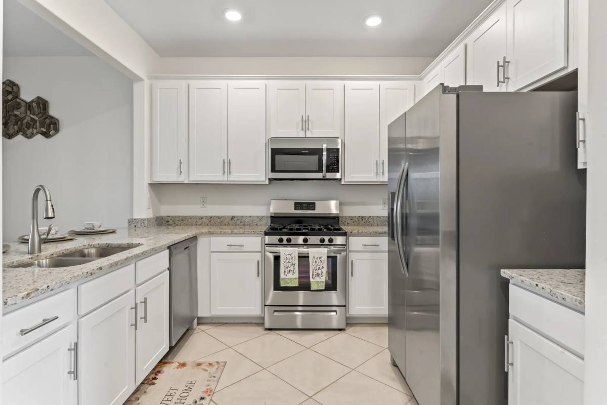 Townhouse for rent at 15263 Sunny Day Dr, Bradenton, FL 34211