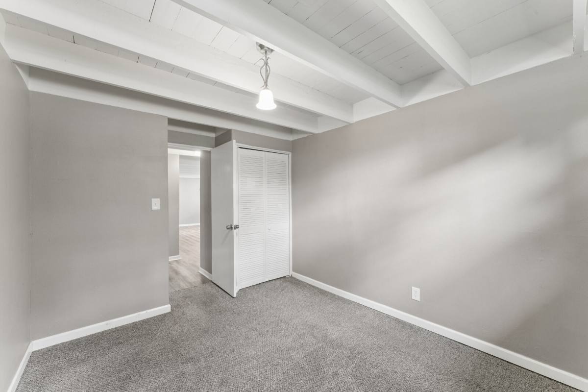 House for rent at 4842 Locust Ave, Kansas City, KS 66106