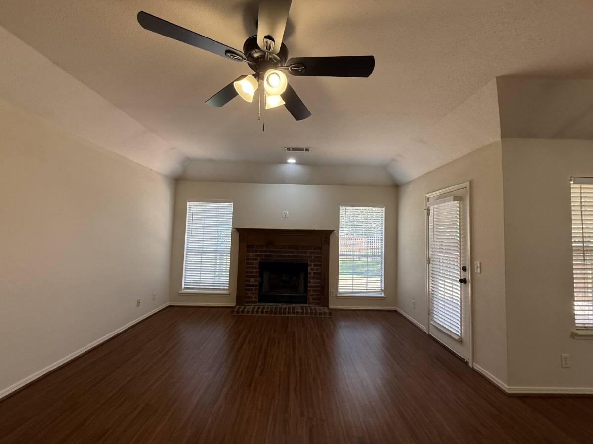 House for rent at 1800 W Jefferson St, Broken Arrow, OK 74011