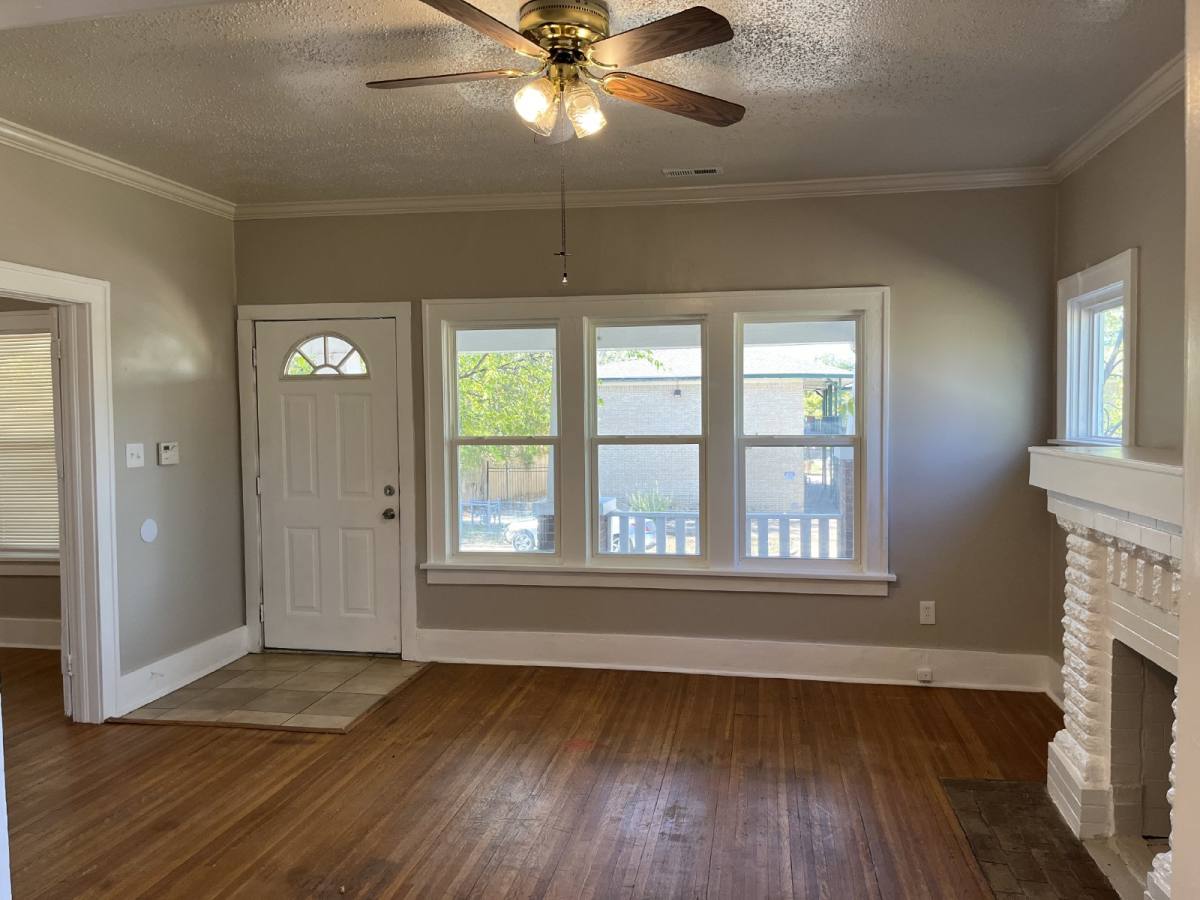 House for rent at 1223 S Quaker Ave, Tulsa, OK 74120