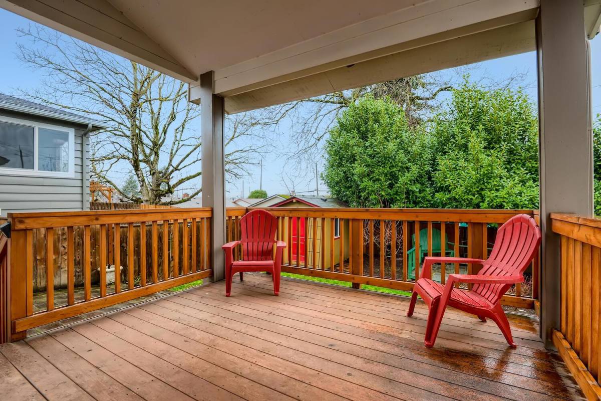 House for rent at 1225 NE Holland St, Portland, OR 97211