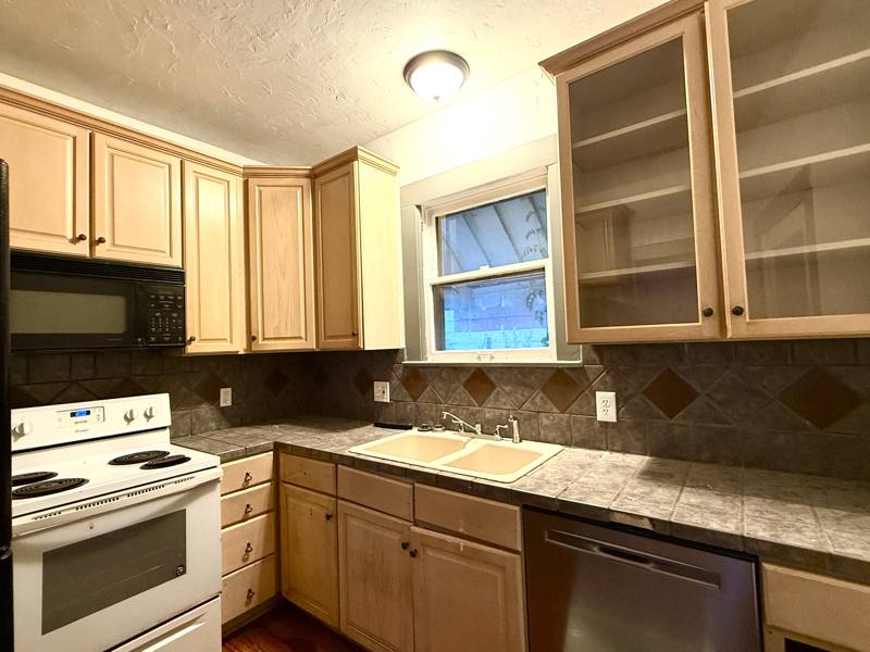 House for rent at 1131 McKinley Ave, San Antonio, TX 78210