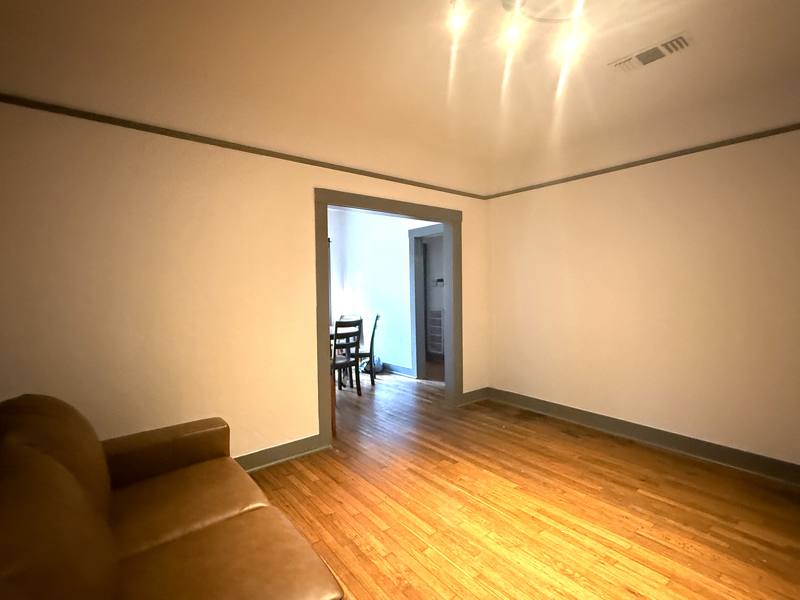 House for rent at 1131 McKinley Ave, San Antonio, TX 78210