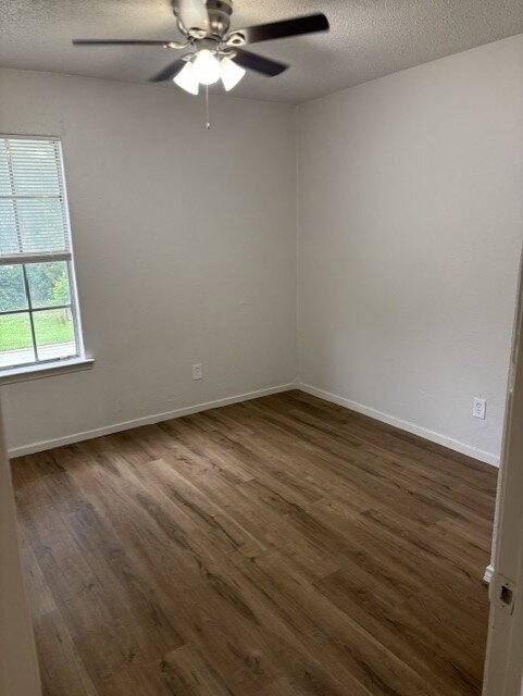 Apartment for rent at 115 W Rogers St #4, Arlington, TX 76011