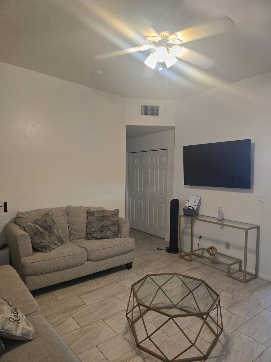 Townhouse for rent at 2442 N Alexa Circle #B, Nogales, AZ 85621