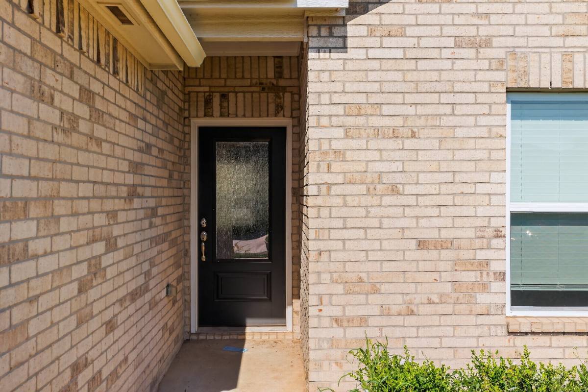 House for rent at 1712 Amaranth Lane, El Reno, OK 73036