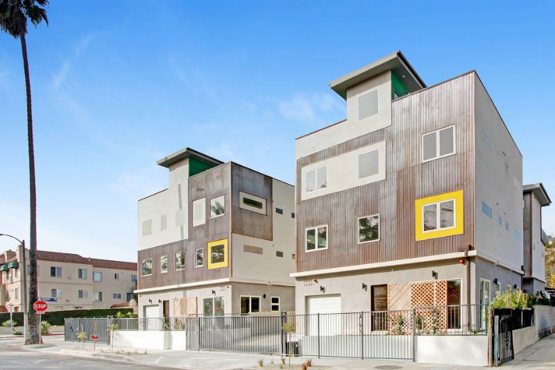 Townhouse for rent at 5407 N Huntington Dr, Los Angeles, CA 90032