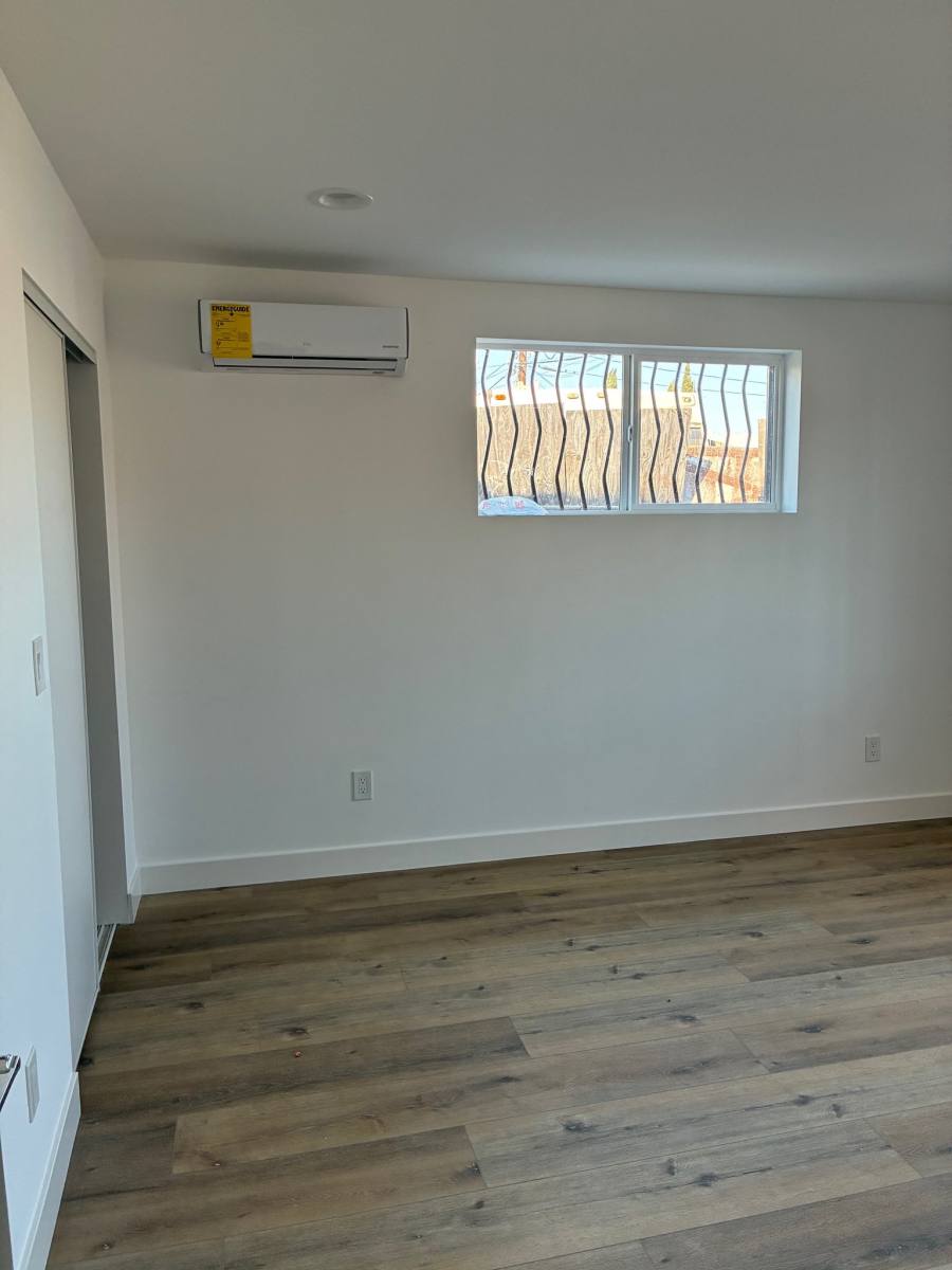 Townhouse for rent at 449 W 74th St, Los Angeles, CA 90003