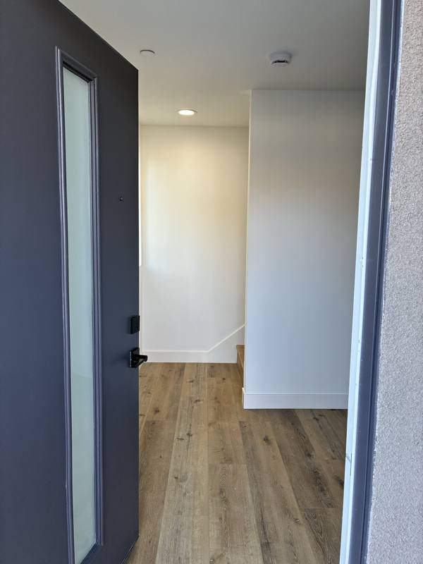 Townhouse for rent at 449 W 74th St, Los Angeles, CA 90003