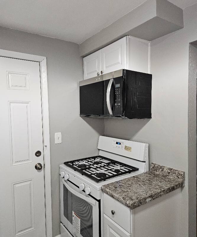 Townhouse for rent at 2273 Pauline Ave, Pittsburgh, PA 15216