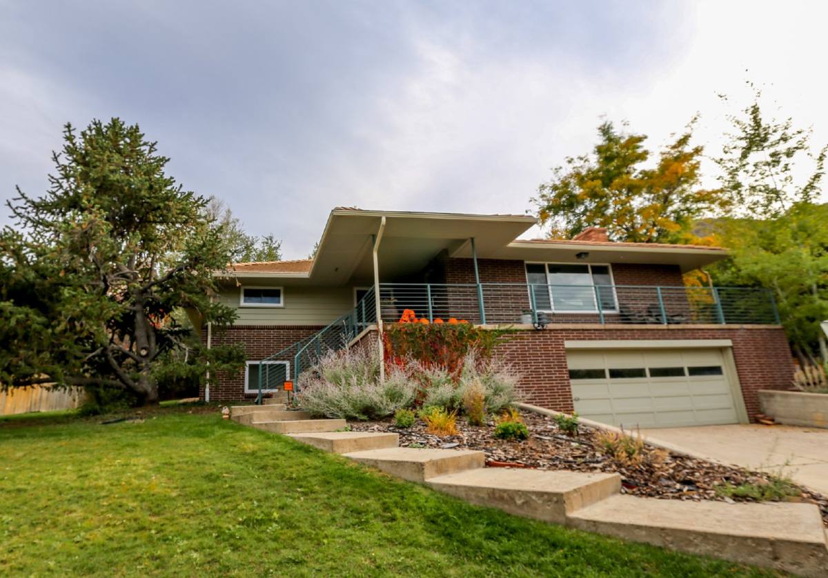 House for rent at 14360 Foothill Rd, Golden, CO 80401