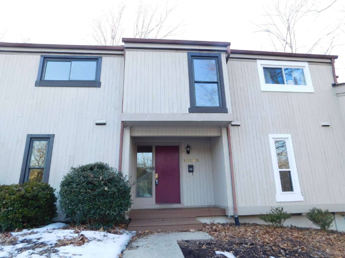 Townhouse for rent at 10192 Iron Mill Rd, Richmond, VA 23235