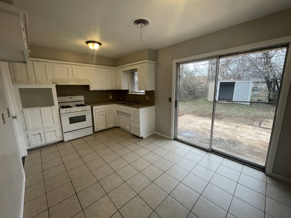 House for rent at 3025 Dentwood Terrace, Oklahoma City, OK 73115