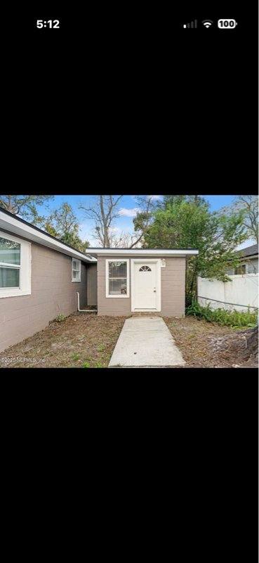 Apartment for rent at 2150 Morehouse Rd, Jacksonville, FL 32209
