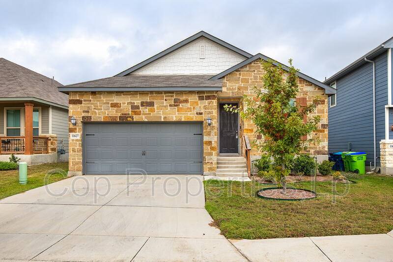 House for rent at 11627 Troubadour Trail, San Antonio, TX 78245