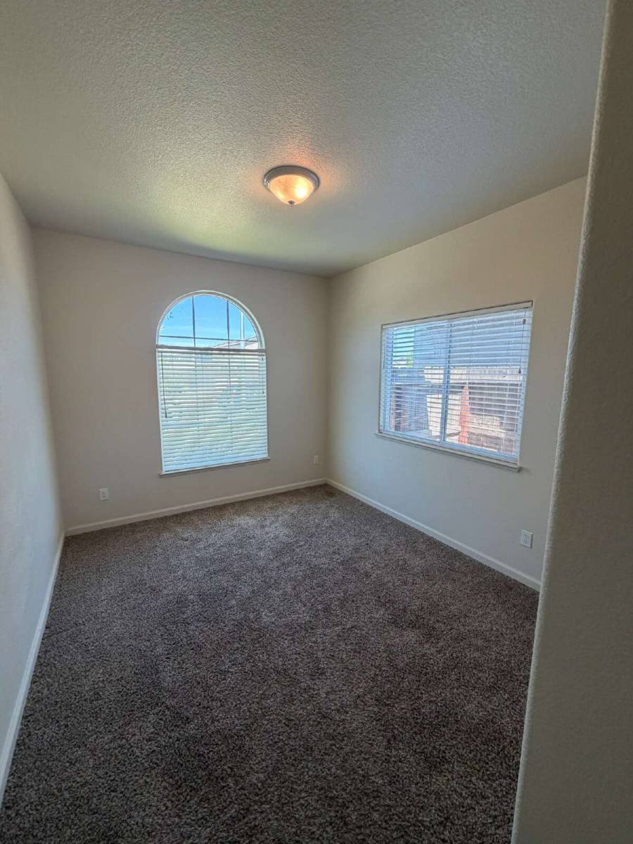 House for rent at 4476 Lindsey Lane, Merced, CA 95348