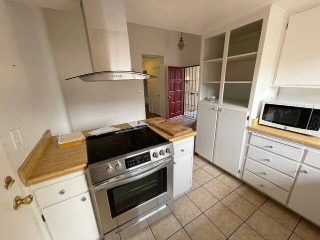 Townhouse for rent at 3805 Monteview Dr, Modesto, CA 95355