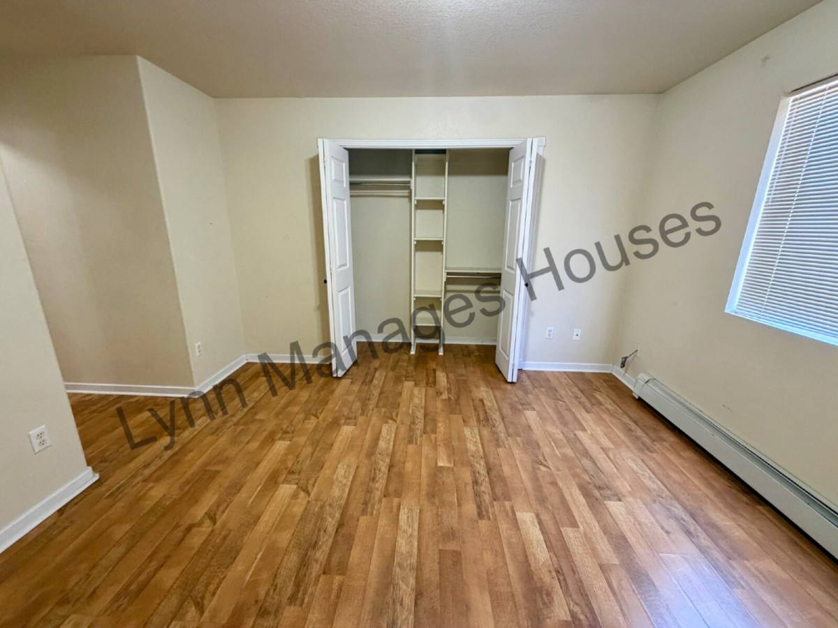 Apartment for rent at 1210 Cleveland Ave #1, Cheyenne, WY 82001