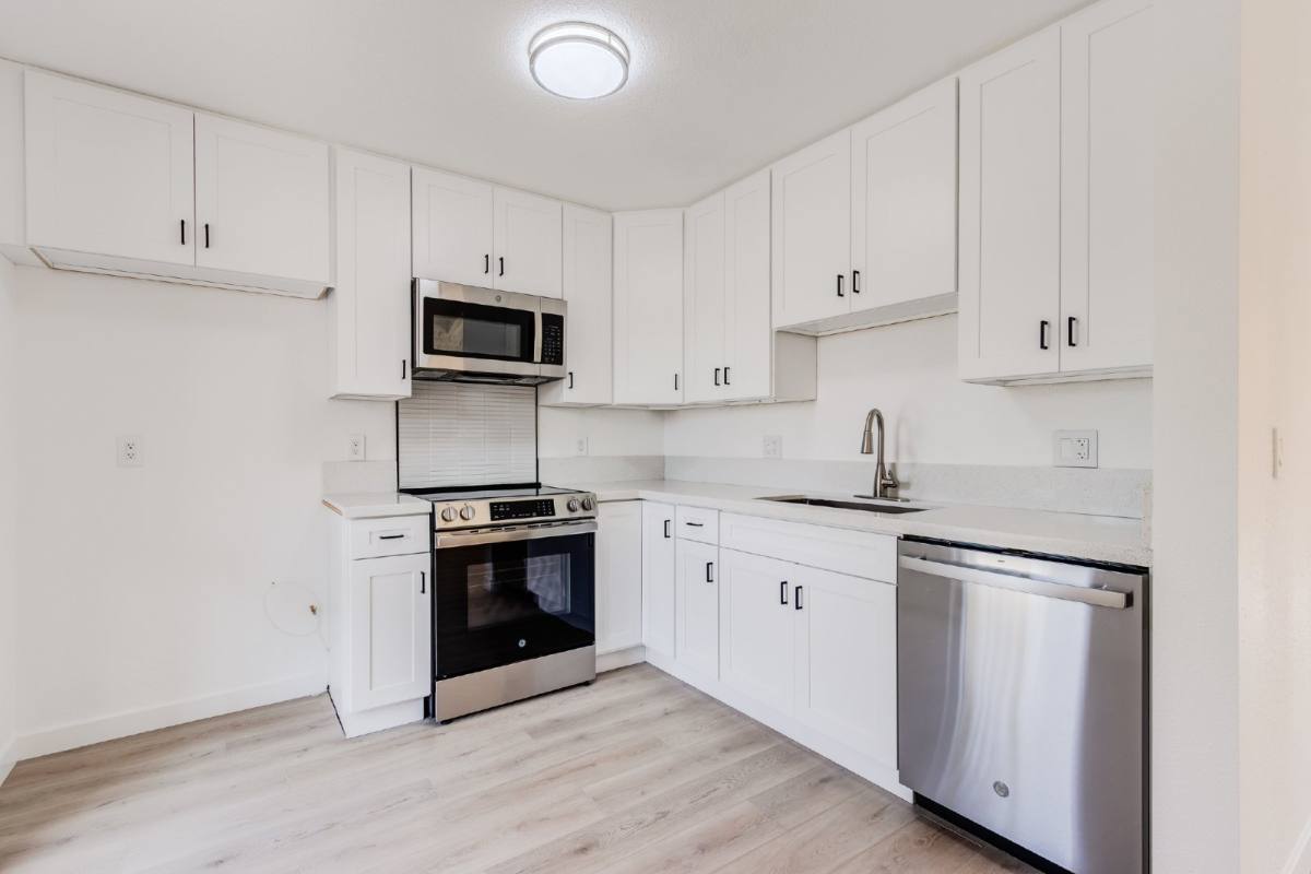 Apartment for rent at 2280 Pamela Lane #A, Costa Mesa, CA 92627