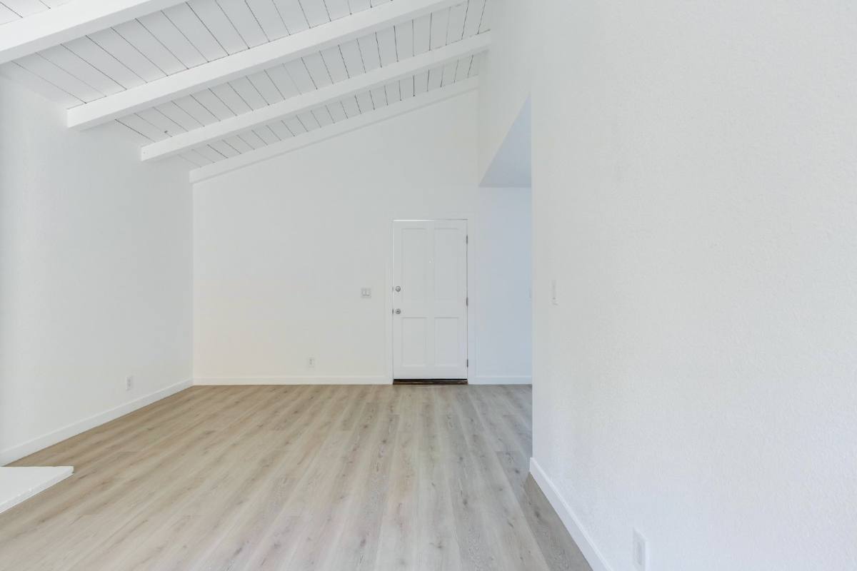 Apartment for rent at 2280 Pamela Lane #A, Costa Mesa, CA 92627