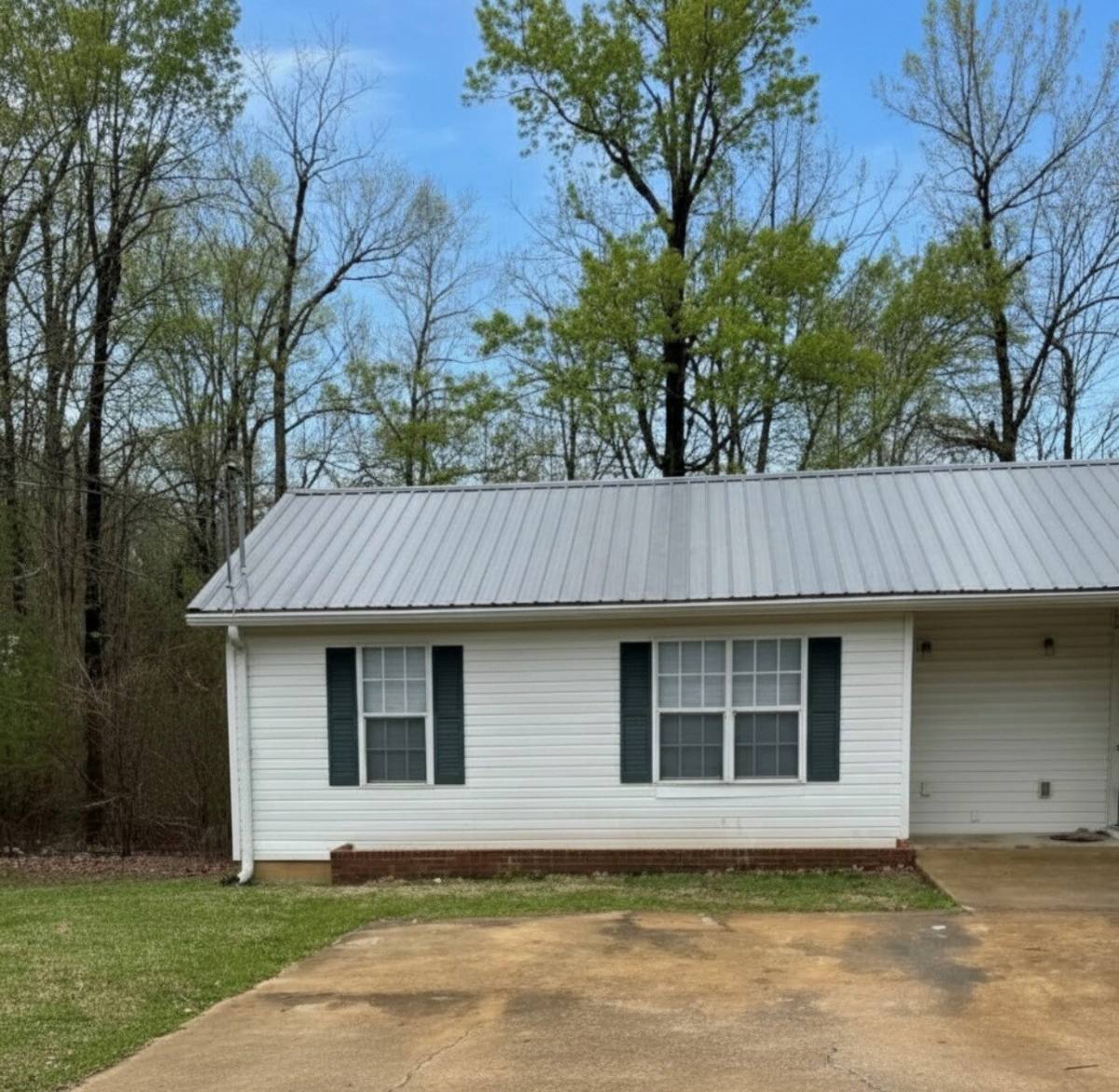 Townhouse for rent at 1071 A Woodland Dr, Henderson, TN 38340