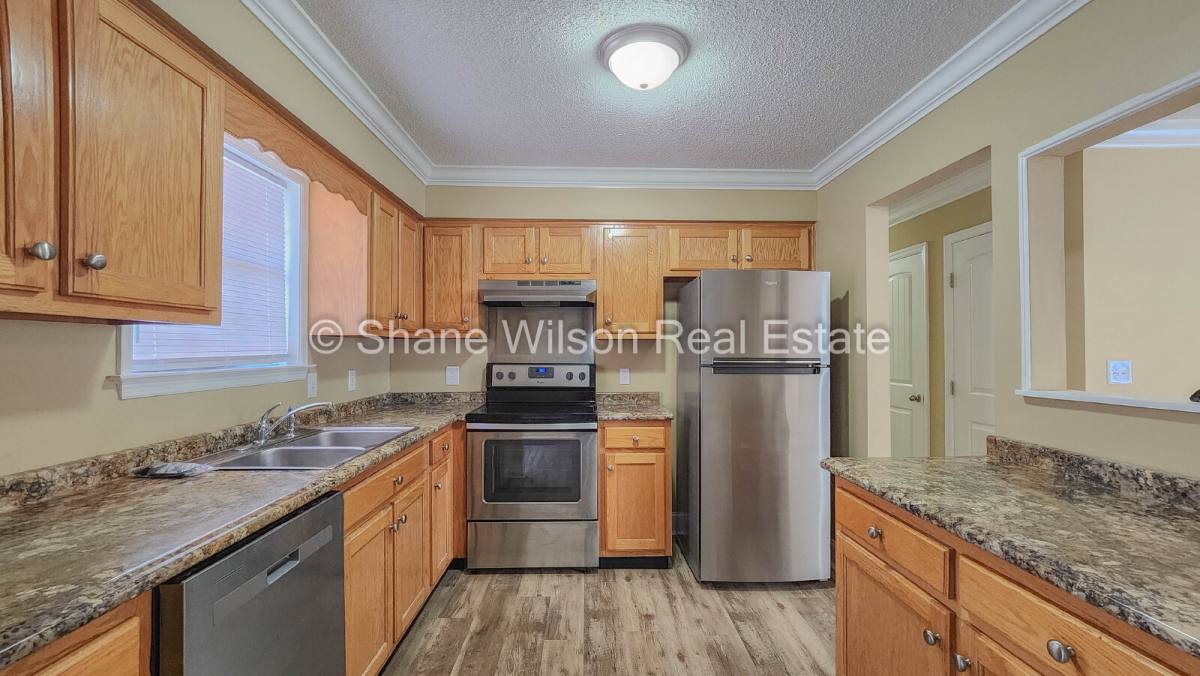 House for rent at 213 Ridgewood Circle, Chickamauga, GA 30707