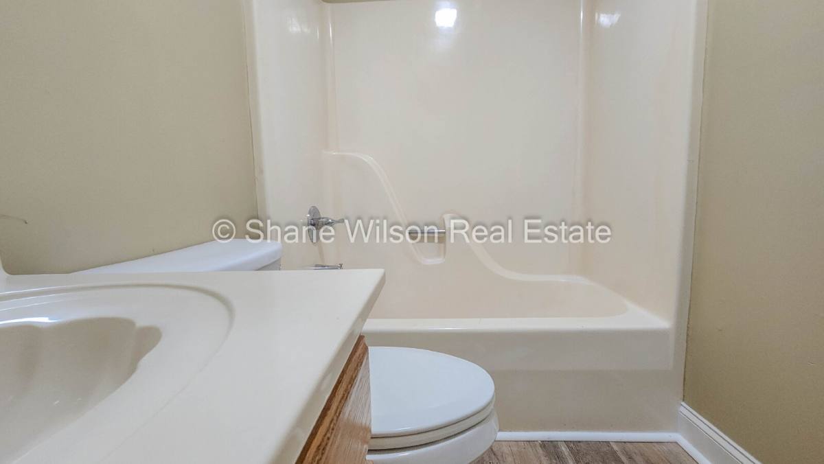 House for rent at 213 Ridgewood Circle, Chickamauga, GA 30707