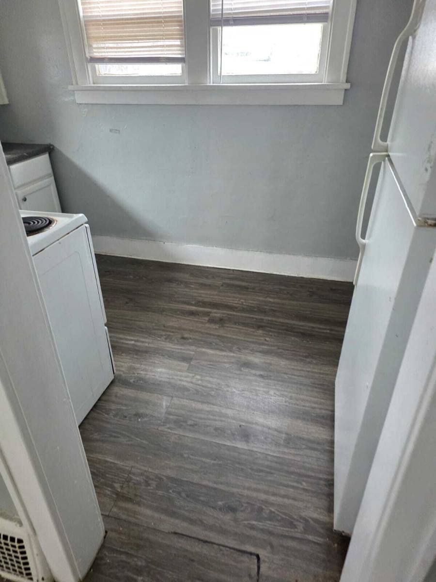 House for rent at 1023 Barrie Ave, Flint, MI 48507