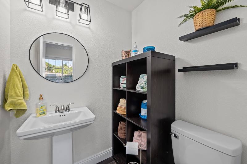 House for rent at 1298 Rachel Circle, Escondido, CA 92026