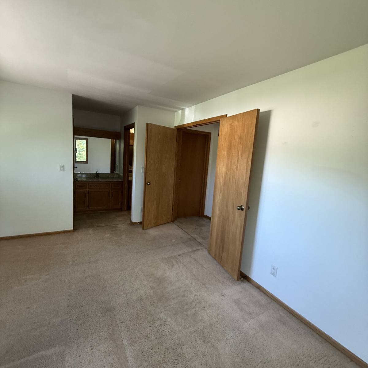 Townhouse for rent at 4130 Eldorado Court, Brookfield, WI 53005