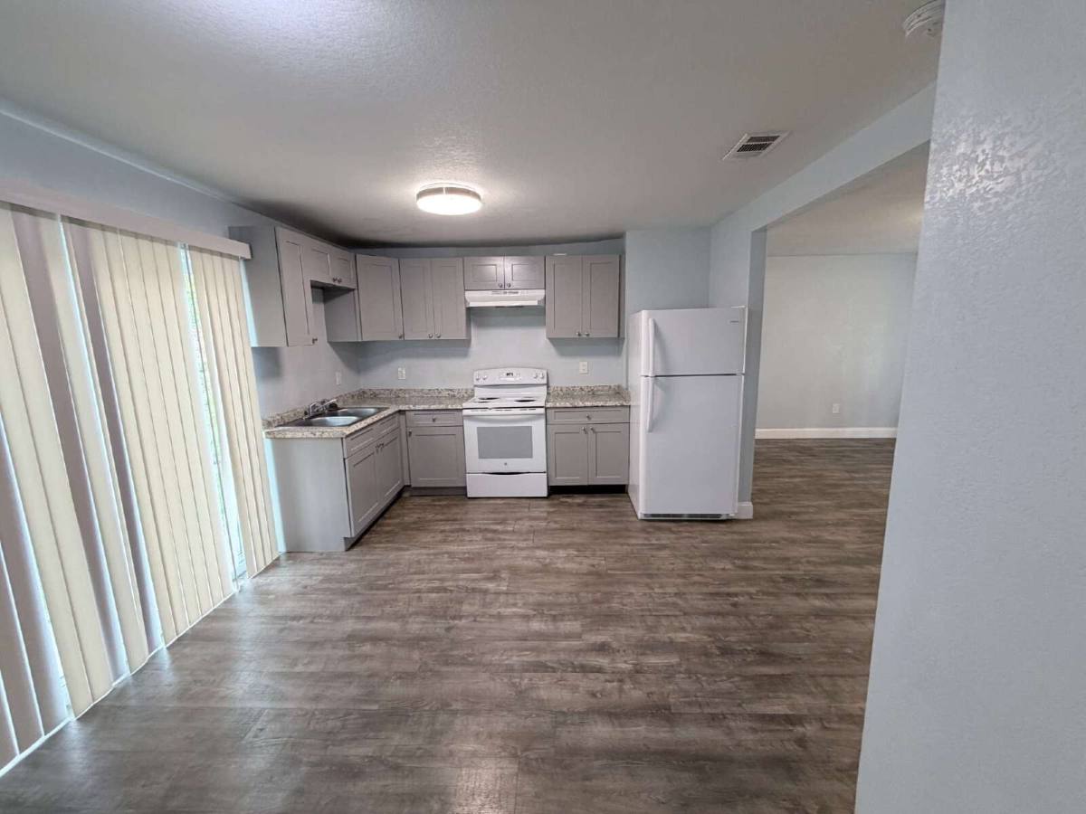 House for rent at 815 N Davis Ave, Lakeland, FL 33815
