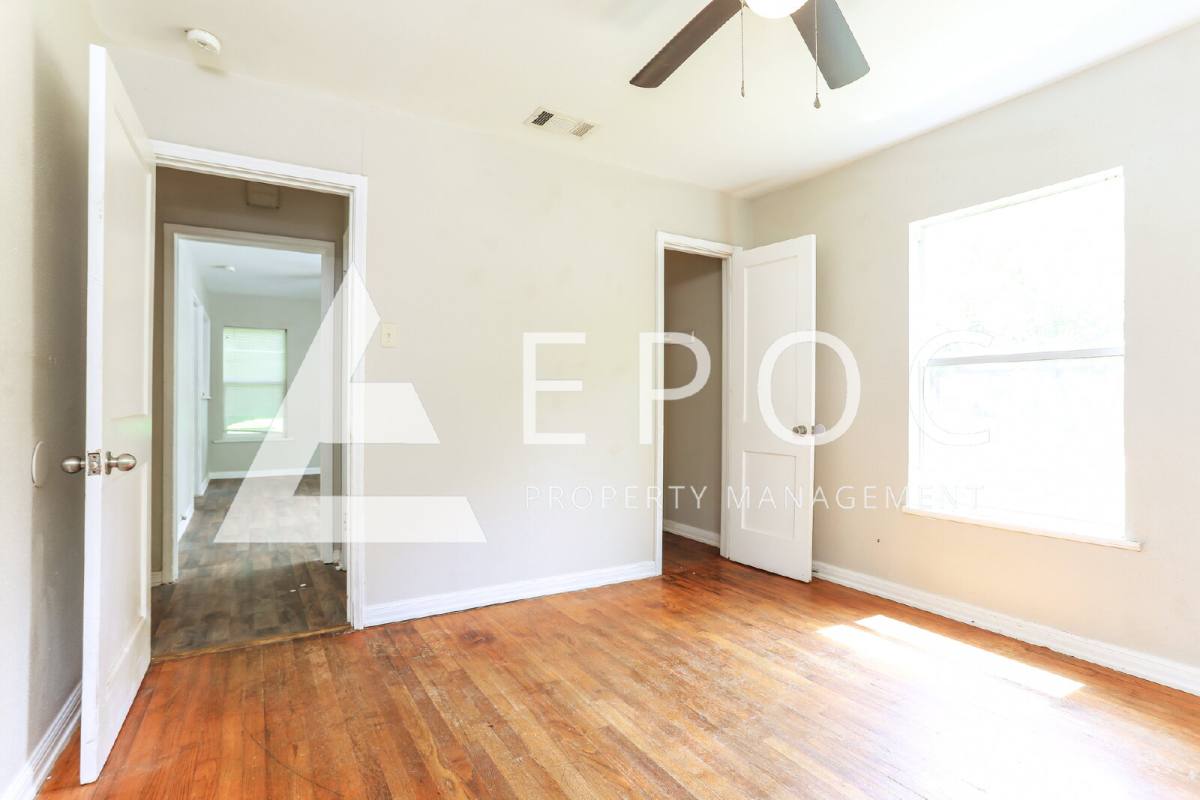 House for rent at 1020 S 39th St, Temple, TX 76504