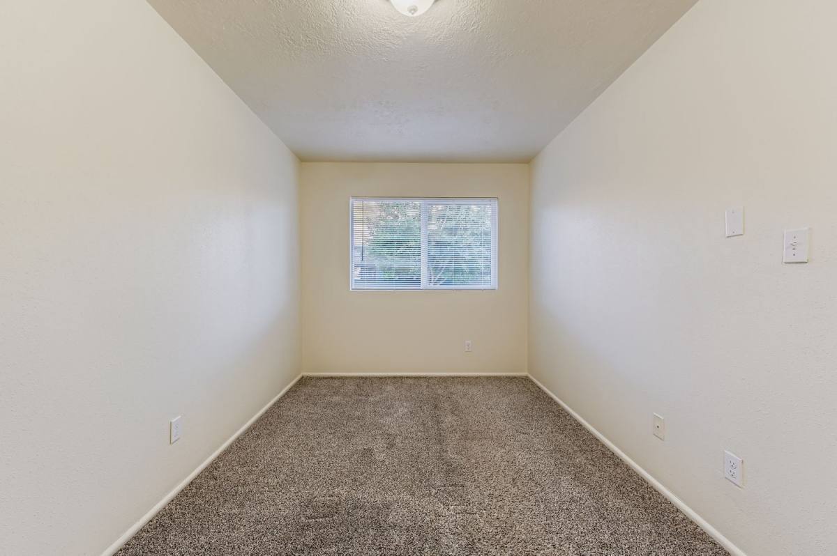 Apartment for rent at 130 NE 17th Ave #16, Portland, OR 97232